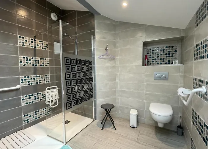 Buztingorria * Macaye