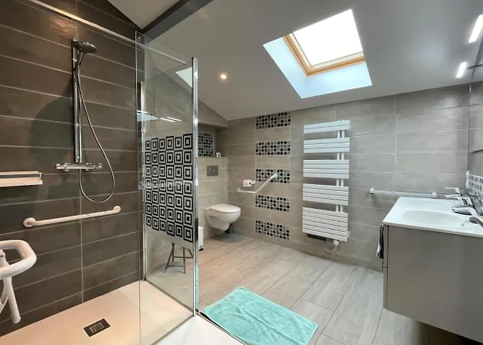 Buztingorria Semesterbostad *